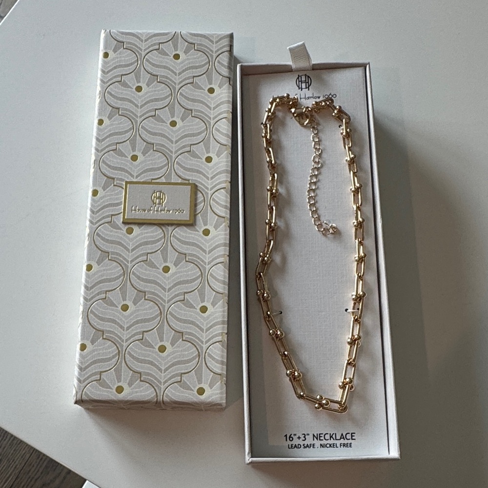 House of Harlow Necklace
